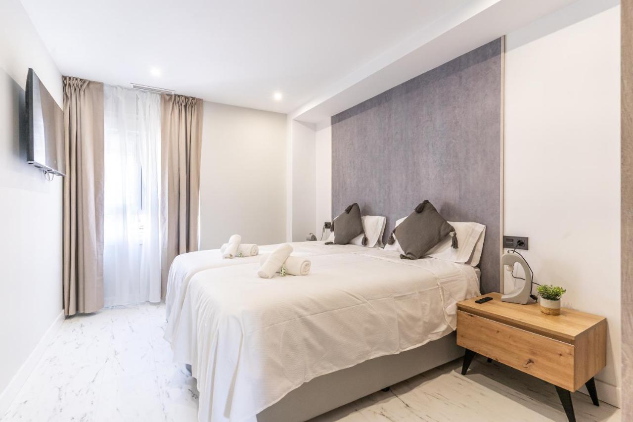 Expoholidays- Apartaments Paseo Maritimo Альмерия Экстерьер фото