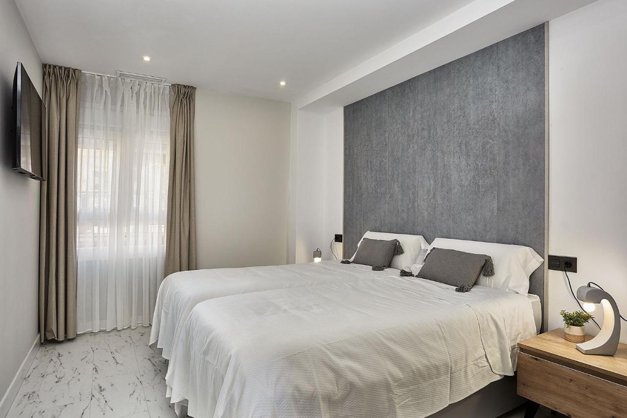 Expoholidays- Apartaments Paseo Maritimo Альмерия Экстерьер фото