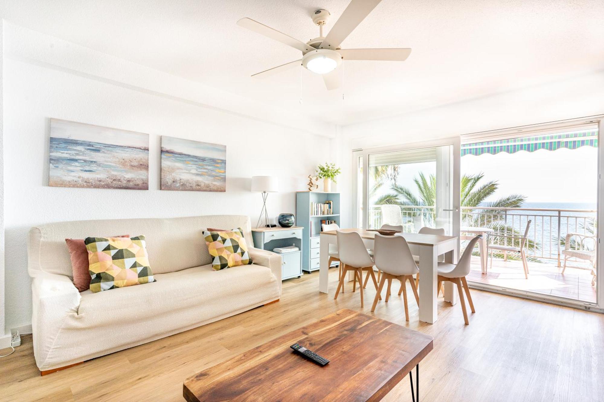 Expoholidays- Apartaments Paseo Maritimo Альмерия Экстерьер фото